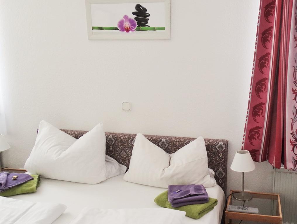 Hotel & Restaurant Arnoldusklause Düren - Eifel Oda fotoğraf
