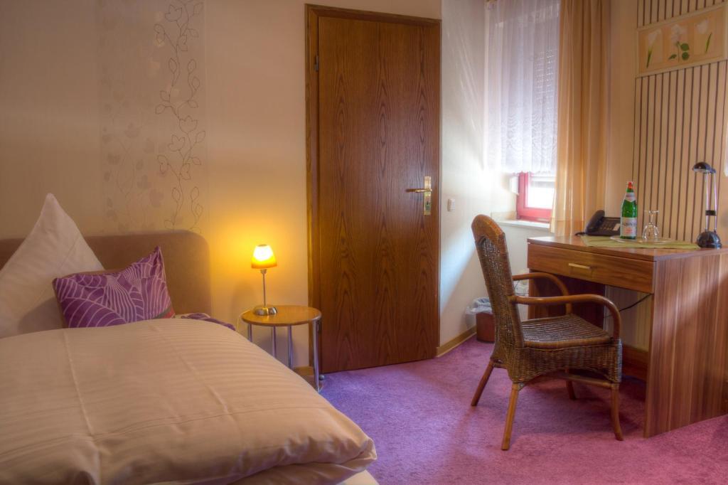 Hotel & Restaurant Arnoldusklause Düren - Eifel Oda fotoğraf